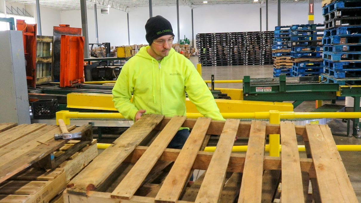 Saving money through recycling pallets