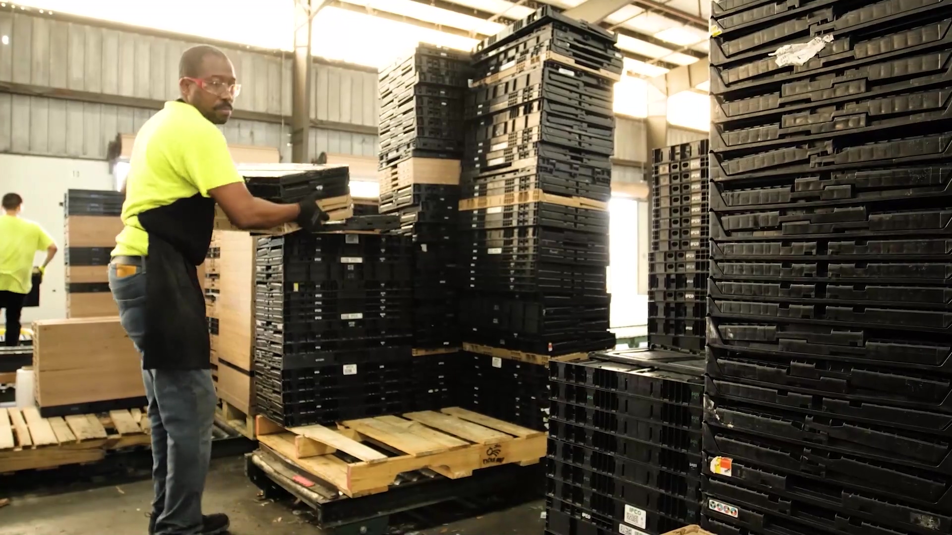 Streamline Your Supply Chain Labor Optimization FINAL-thumb-1